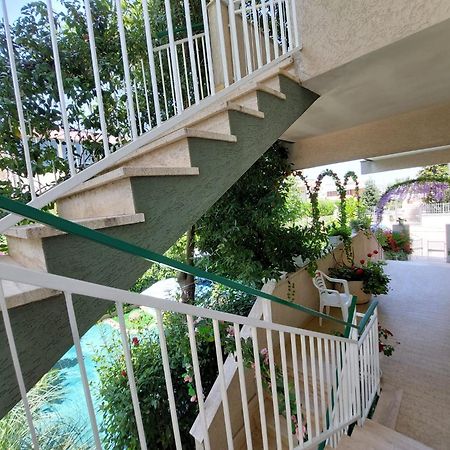 Отель Casa Di Sofia Кастеллана-Гротте Экстерьер фото